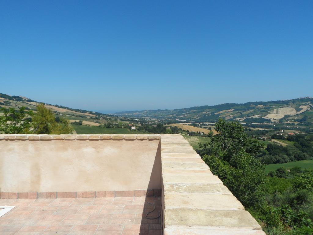 Il Piccolo Carro Apartments Monterubbiano ภายนอก รูปภาพ